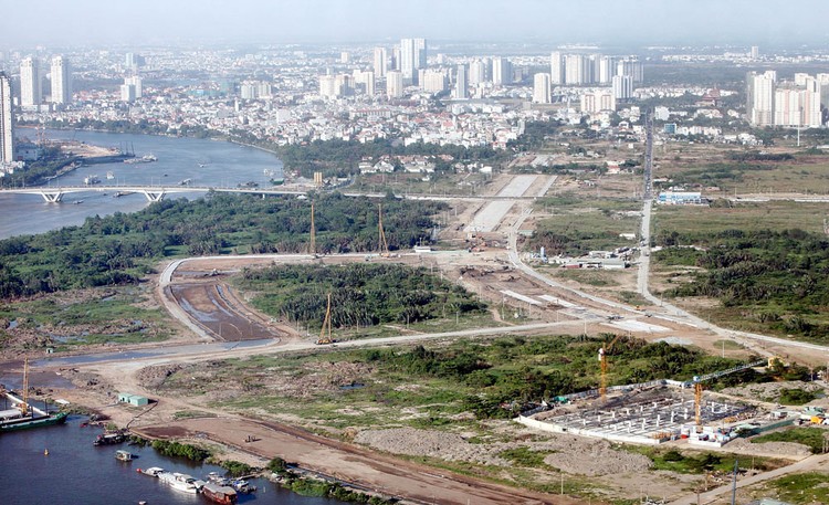 Cầu Thủ Thiêm 4 nối từ Khu đô thị mới Thủ Thiêm (Quận 2) sang đại lộ Nguyễn Văn Linh (Quận 7, TP.HCM) với tổng chiều dài khoảng 2.160 m. Ảnh: Hoàng Hải