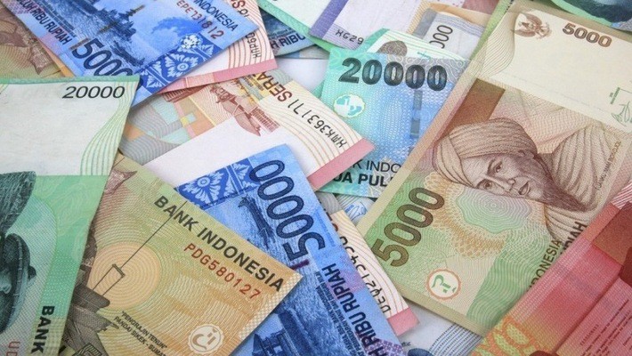 Đồng Rupiah của Indonesia là một trong những đồng tiền giảm giá mạnh nhất ở khu vực châu Á năm nay, với mức giảm khoảng 7% từ đầu năm so với đồng USD.