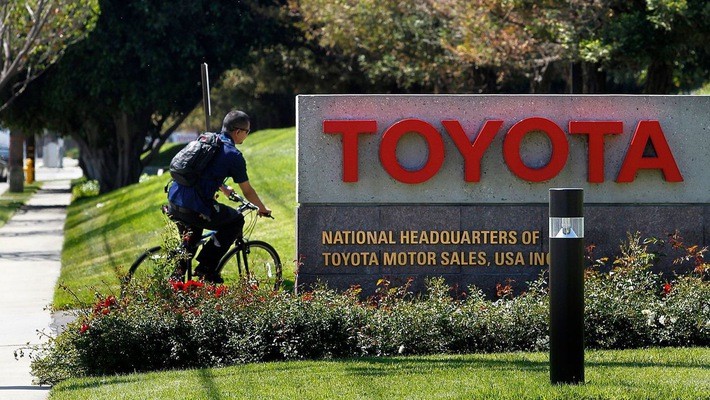 Tòa án kết luận Toyota Motor Corp. và Toyota Motor Sales mắc tội bất cẩn nghiêm trọng về lỗi ghế trước xe Lexus ES300 đời 2002.
