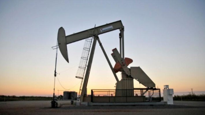 Một giếng dầu ở bang Oklahoma, Mỹ, hồi năm 2015 - Ảnh: Reuters.