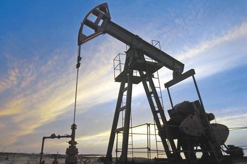 Giá dầu thế giới đi lên. Ảnh: Venezuelanalysis.com