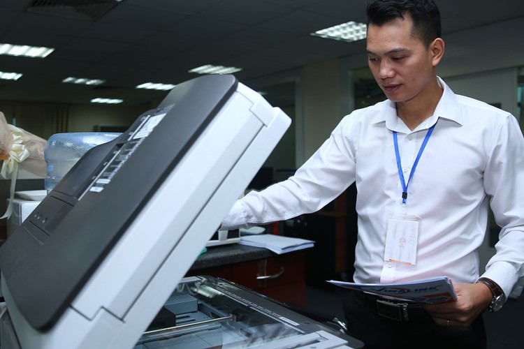 Sở TT&TT tỉnh Long An cho rằng, cấu hình máy photocopy của Liên danh Nhatech - Phú Lợi - Tân Nghệ Tin chưa đạt theo yêu cầu của HSMT. Ảnh: Nhã Chi