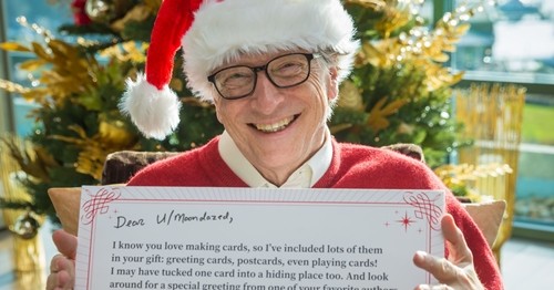Bill Gates và lời chúc dành cho người nhận quà năm nay. Ảnh: Gates Notes