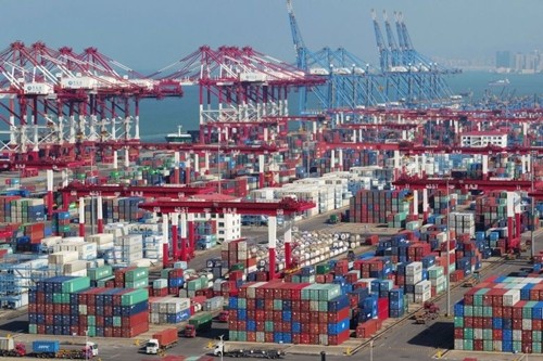 Container tại cảng biển ở Thanh Đảo (Sơn Đông, Trung Quốc). Ảnh:Reuters
