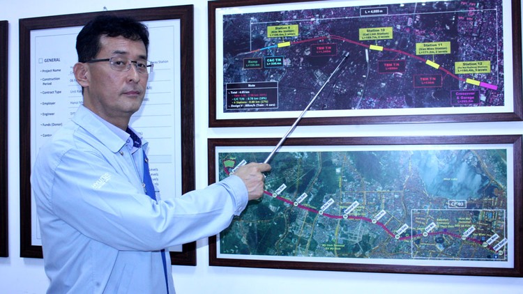 Kỹ sư Kim Do Gygoon giới thiệu công nghệ khoan hầm hiện đại, phức tạp được sử dụng trong thi công tuyến metro số 3