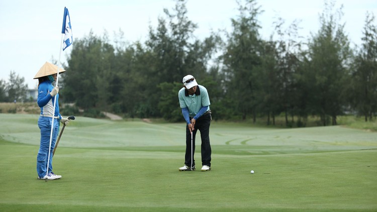 Bộ KH&ĐT đề xuất bãi bỏ Quy hoạch phát triển hệ thống sân golf Việt Nam đến năm 2020. Ảnh: Nhã Chi