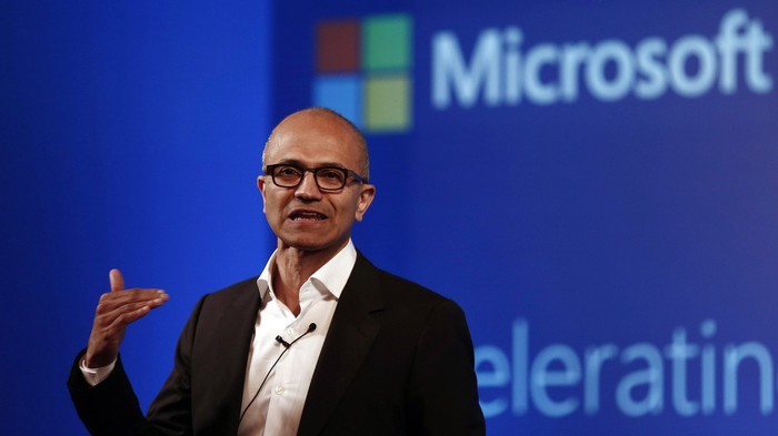 Satya Nadella - CEO của Microsoft - Ảnh: Reuters.