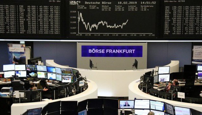 Sàn giao dịch chứng khoán Frankfurt, Đức trong phiên giao dịch ngày 18/2 - Ảnh: Reuters.