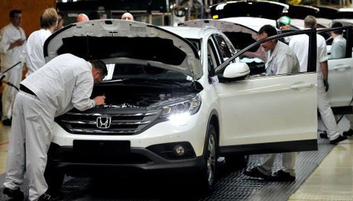 Bên trong một nhà máy sản xuất xe của hãng Honda - Ảnh: Getty/CNBC.