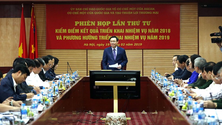Phó Thủ tướng Chính phủ Vương Đình Huệ chủ trì Phiên họp thứ 4 của Ủy ban Chỉ đạo quốc gia về cơ chế một cửa ASEAN, cơ chế một cửa quốc gia và tạo thuận lợi thương mại