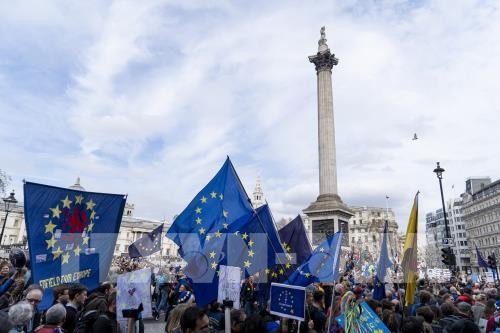 Tuần hành phản đối Brexit tại London, Anh ngày 23/3/2019. Ảnh: AFP/TTXVN 