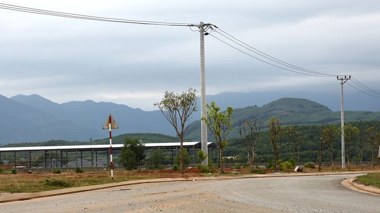 Năm 2008, Công ty Bác Nguyên Lạng Sơn đã được giao làm chủ đầu tư Dự án Cụm công nghiệp Hợp Thành, huyện Cao Lộc, tỉnh Lạng Sơn. Ảnh: Nhã Chi