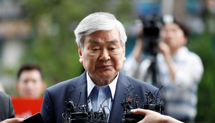 Chủ tịch Cho Yang-ho của Korean Air Lines xuất hiện tại tòa án năm 2018 vì các bê bối của gia đình - Ảnh: Reuters.