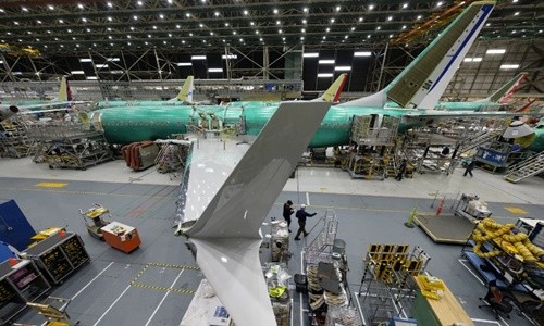 Máy bay 737 MAX được sản xuất trong nhà máy Boeing ở bang Washington ngày 27/3. Ảnh:AFP.