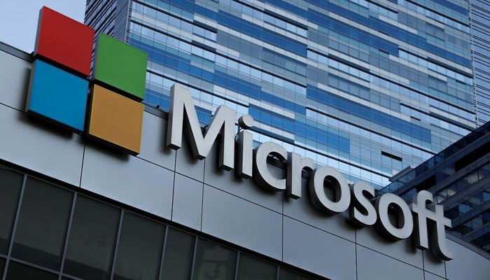 Nếu tính từ đầu năm, cổ phiếu Microsoft đã tăng 23% - Ảnh: Reuters.