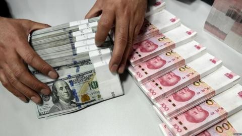 Trung Quốc giảm mua trái phiếu chính phủ Mỹ