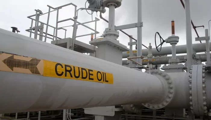 Một đoạn đường ống dẫn dầu tại kho dự trữ dầu lửa chiến lược của Mỹ ở Freeport, Texas - Ảnh: Reuters.
