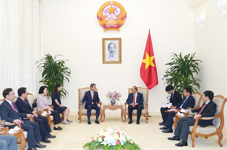 Thủ tướng Nguyễn Xuân Phúc khẳng định, Việt Nam luôn coi trọng thúc đẩy quan hệ hợp tác sâu rộng với Hàn Quốc. Ảnh: Hiếu Nguyễn