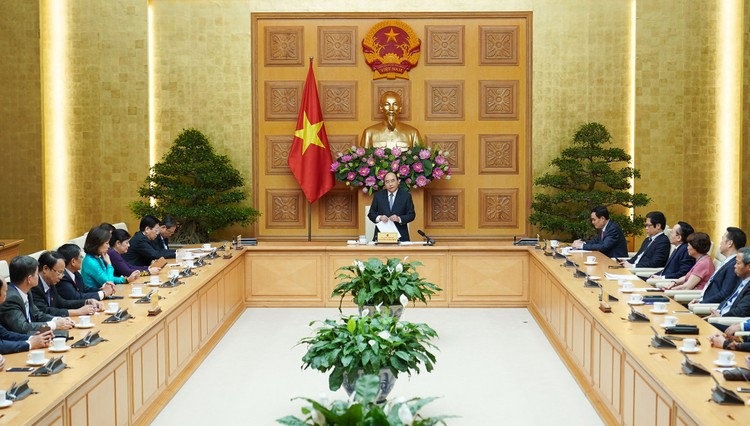 Thủ tướng Nguyễn Xuân Phúc mong muốn cộng đồng doanh nghiệp tư nhân đóng góp nhiều hơn cho chất lượng, hiệu quả tăng trưởng, giải quyết việc làm… Ảnh: Hiếu Nguyễn