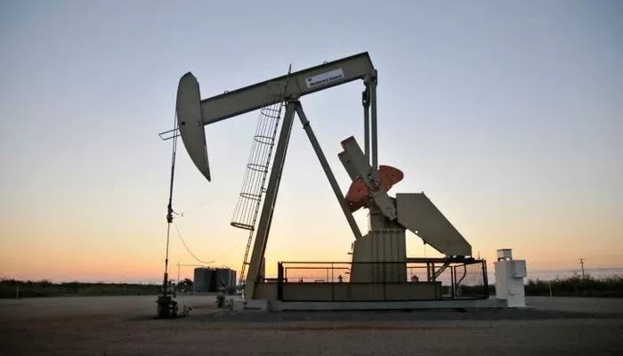 Một giếng dầu ở Gunthrie, Oklahoma, Mỹ - Ảnh: Reuters/CNBC.