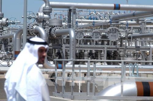Một cơ sở khai thác dầu tại Al-Rawdhatain, Kuwait. Ảnh: AFP/ TTXVN