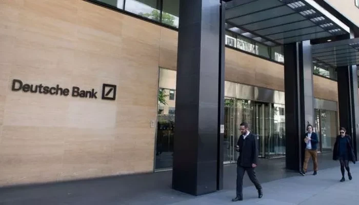 Số nhân viên của Deutsche Bank, hiện ở mức 91.500 người, sẽ giảm còn 74.000 người vào năm 2022.