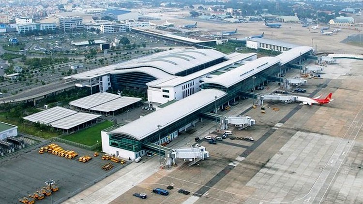 Nhà ga hành khách T3 dự kiến có công suất 20 triệu hành khách/năm, giúp giảm tải cho 2 nhà ga hiện hữu của Sân bay Tân Sơn Nhất
