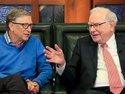 Bill Gates và Warren Buffett trong một sự kiện. Ảnh:AP