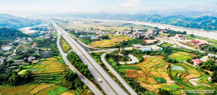 Nút giao cao tốc Nội Bài - Lào Cai