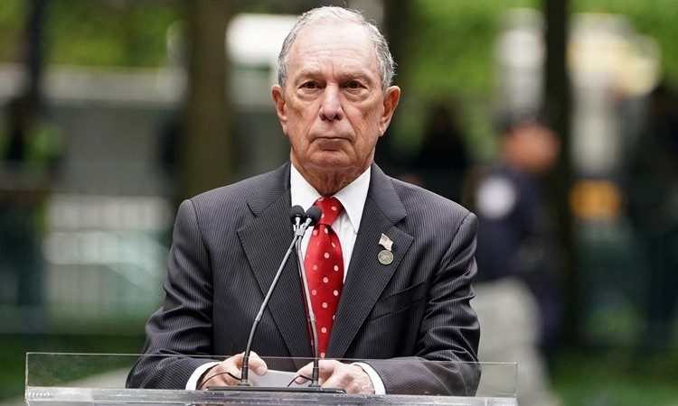 Tỷ phú Michael Bloomberg phát biểu tại New York, Mỹ, hôm 30/5. Ảnh:Reuters.