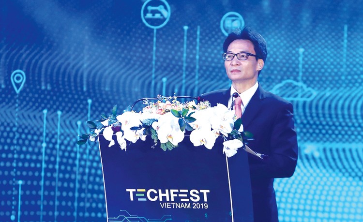 Phó Thủ tướng Vũ Đức Đam phát biểu tại Techfest Vietnam 2019