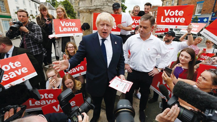 Ông Boris Johnson ủng hộ Anh rời EU trong bài diễn thuyết mang tên “Bỏ phiếu rời đi” tại Selby (Anh) hôm 22/6, cố gắng tranh thủ những giờ phút cuối cùng trước thời điểm bỏ phiếu kết thúc để kêu gọi người dân