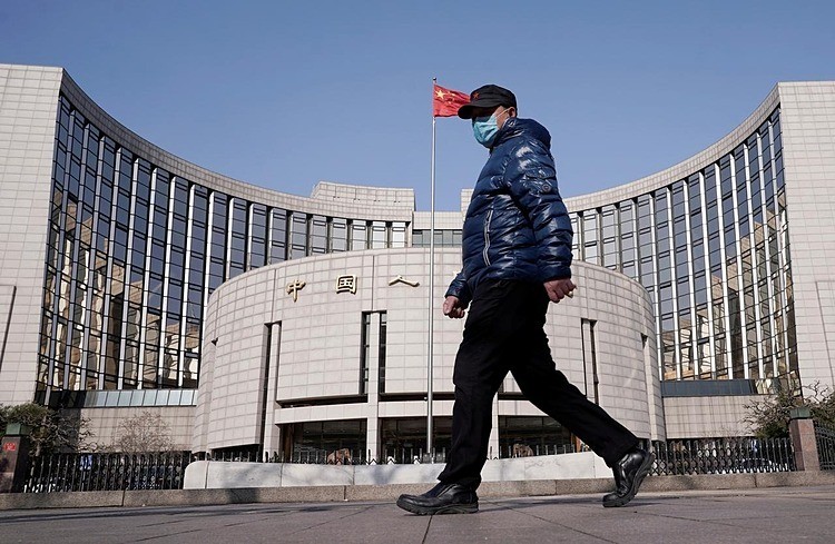 Bên ngoài trụ sở PBOC tại Bắc Kinh (Trung Quốc). Ảnh:Reuters