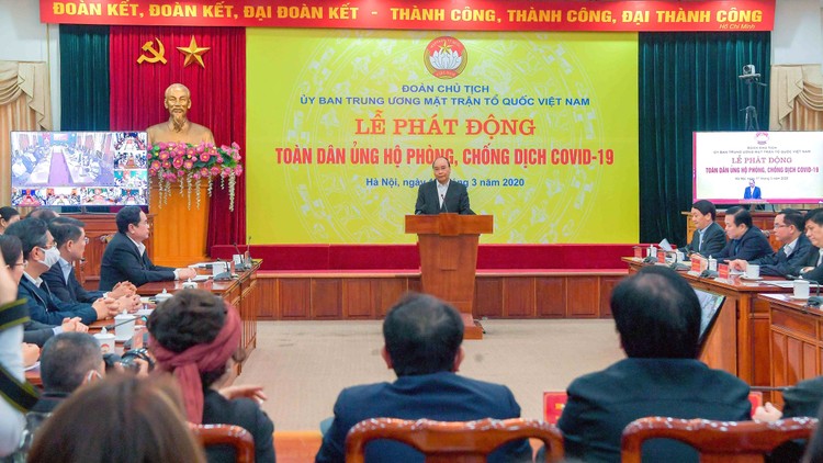 Thủ tướng Nguyễn Xuân Phúc phát biểu tại Lễ phát động toàn dân chung tay phòng, chống dịch Covid-19