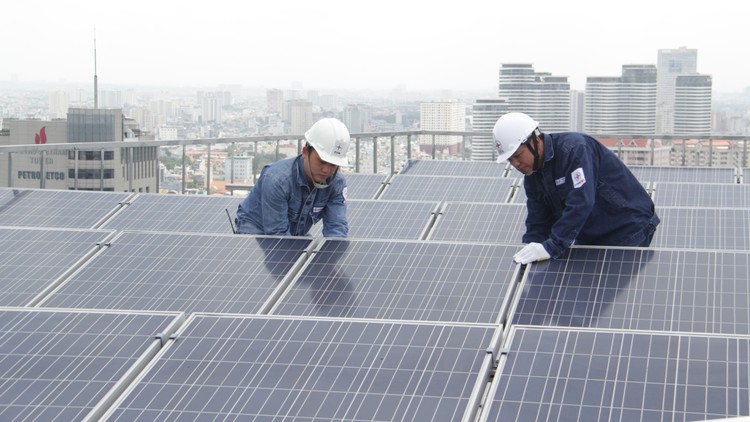 Lũy kế từ năm 2019 đến nay, TP.HCM có 6.407 công trình điện mặt trời trên mái nhà được thực hiện với công suất là 81,97 MWp