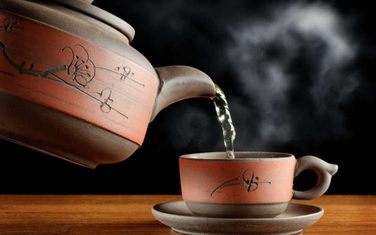 Xuân bên chén trà Shan Tuyết