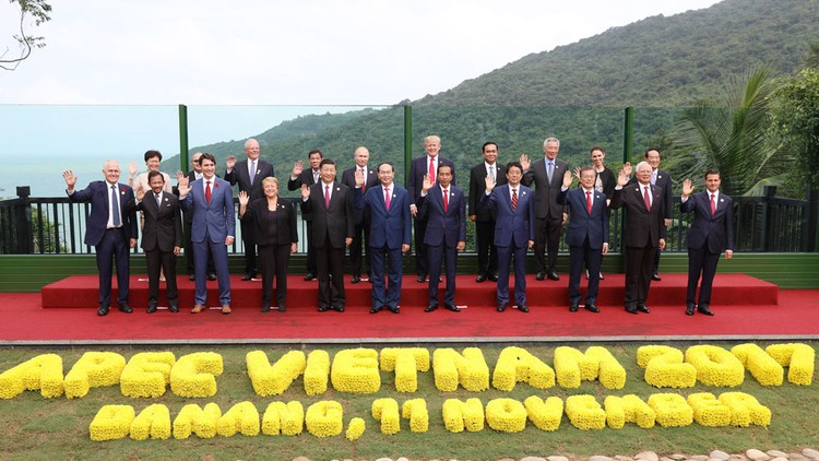 Lãnh đạo 21 nền kinh tế châu Á - Thái Bình Dương nhóm họp Tuần lễ Cấp cao APEC tại Đà Nẵng vào tháng 11/2017. Ảnh: Nhàn Sáng