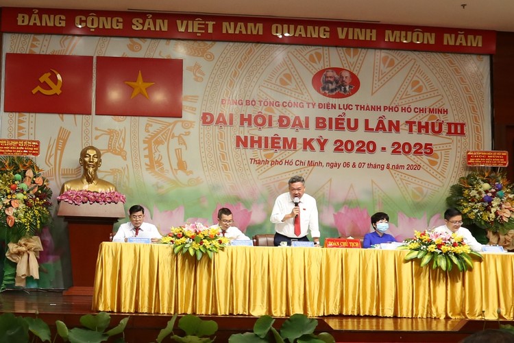 Đoàn Chủ tịch Đại hội Đại biểu Đảng bộ Tổng công ty Điện lực TP.HCM lần thứ III, nhiệm kỳ 2020 - 2025