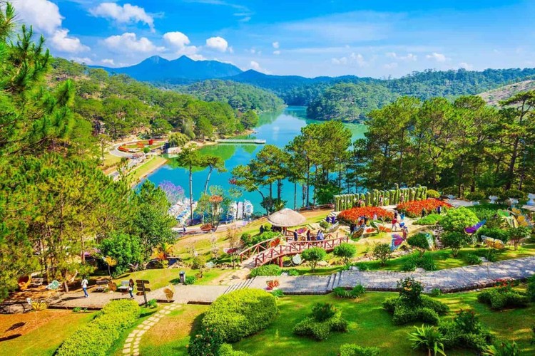 Đến năm 2030, Lâm Đồng đặt mục tiêu trở thành "thiên đường xanh" 