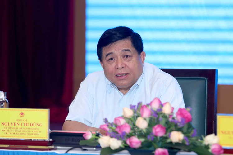 Bộ trưởng Bộ Kế hoạch và Đầu tư Nguyễn Chí Dũng chủ trì Phiên họp thẩm định Quy hoạch tỉnh Đắk Lắk thời kỳ 2021 - 2030, tầm nhìn đến năm 2050. Ảnh: Đức Trung