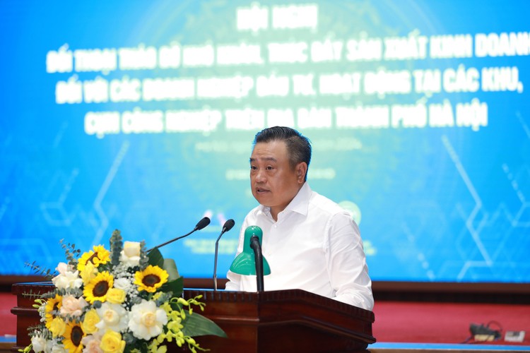 Chủ tịch UBND TP. Hà Nội Trần Sỹ Thanh phát biểu tại Hội nghị