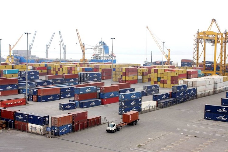 Kim ngạch hàng hóa xuất khẩu 2 tháng đầu năm tăng 5,9% so với cùng kỳ. Ảnh: Lê Tiên