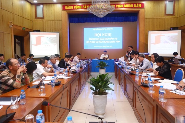 Thứ trưởng Bộ KH&ĐT Nguyễn Đức Trung chủ trì Hội nghị tham vấn nhà đầu tư để phục vụ xây dựng dự án Luật PPP