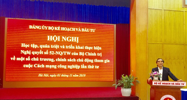 Đồng chí Nguyễn Văn Trung, Thứ trưởng, Bí thư Đảng ủy cơ quan Bộ KH&ĐT phát biểu khai mạc Hội nghị