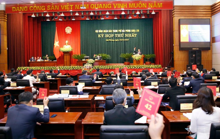 Sáng ngày 29/6/2021, Hội đồng nhân dân thành phố Hải Phòng khóa XVI đã khai mạc Kỳ họp thứ nhất - ảnh Thành Chung