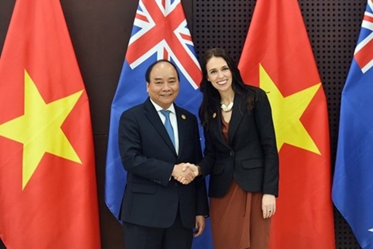 Thủ tướng Nguyễn Xuân Phúc và Thủ tướng New Zealand Jacinda Ardern tại Đà Nẵng. Ảnh: VGP.