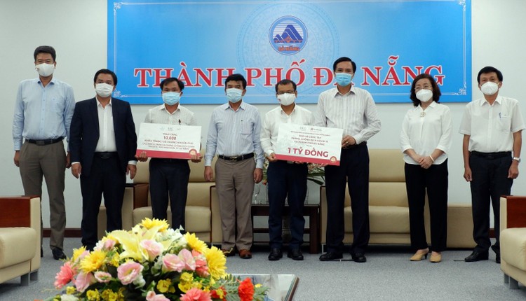 Tập đoàn BRG và SeABank đã ủng hộ 1 tỷ đồng và 20.000 khẩu trang cho Đà Nẵng