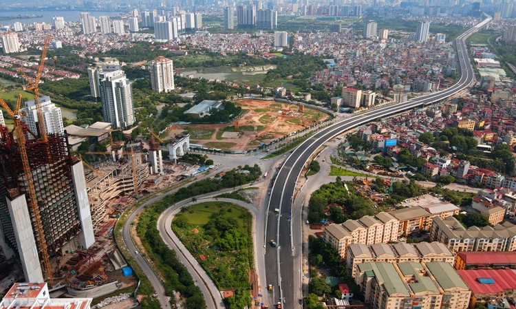 Dự
án đường vành đai 3 trên cao, nối cầu Thăng Long - Mai Dịch là một trong những
công trình giao thông trọng điểm