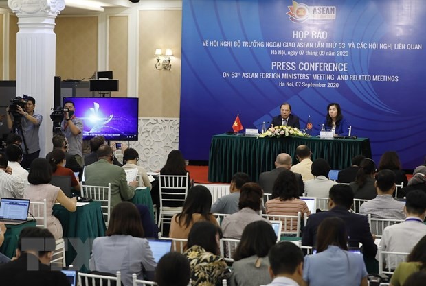 Họp báo về Hội nghị Bộ trưởng Ngoại giao ASEAN lần thứ 53. Ảnh: TTXVN
