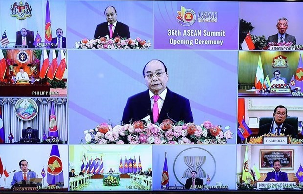 Từ ngày 12-15/11, Hội nghị cấp cao ASEAN lần thứ 37 và các Hội nghị cấp cao liên quan bằng hình thức trực tuyến. Ảnh: TTXVN